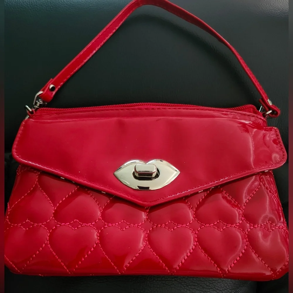 Rare Vintage Lulu Guinness Red Patent Quilted Heart Handbag - Picture 1 of 5